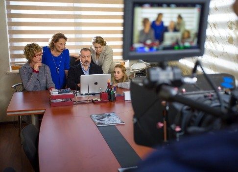 Женский день: сегодня «Dомашний» покажет сериал «Девичник»