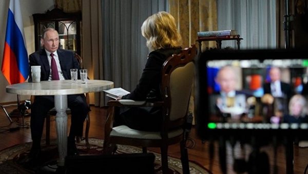 Кремль опубликовал полное интервью Путина телеканалу NBC‍
