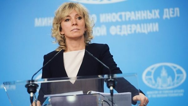 Захарова ответила на слова о "ведущих в Кремль" следах преступлений