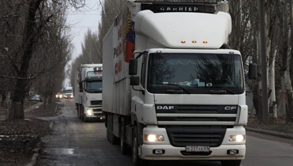 МККК и организация "Человек в беде" направили в Донбасс 18 машин с помощью