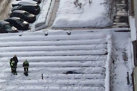 Второй человек за несколько дней погиб при падении из окна