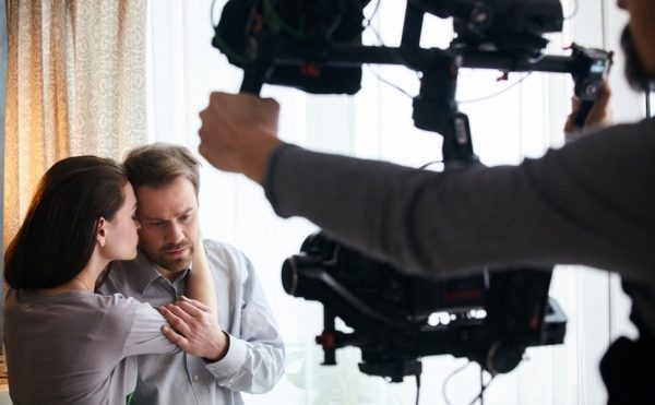 «Спец» по ингибиторам и статинам: Алексей Морозов о съемках в Киеве и застолье с раками, отношении к юмору и женщинам
