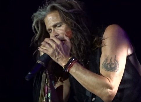 Это не шутка: РЕН ТВ покажет фильм-концерт Aerosmith в программе «Соль»