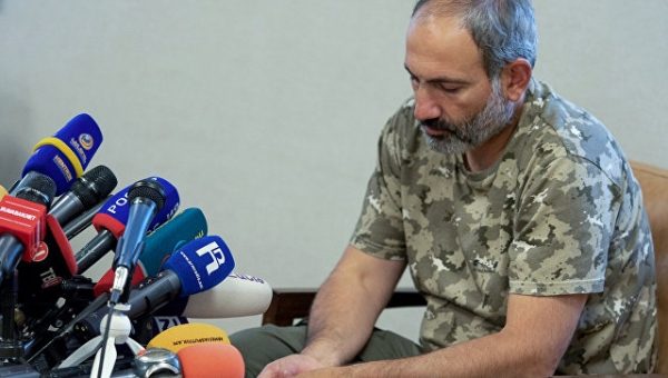 СМИ сообщили о встрече депутата Госдумы Калашникова с Николом <span id=