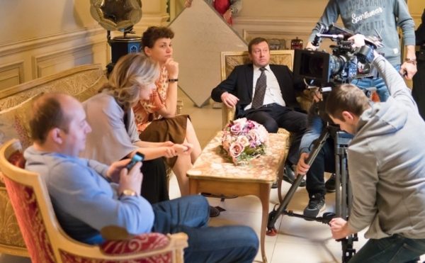 Одна фамилия на две семьи: на СТС стартует второй сезон сериала «Ивановы-Ивановы»