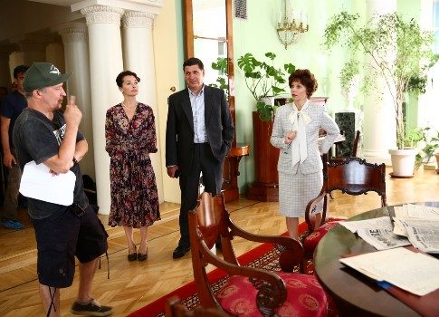 Актриса Наталия Антонова о переходе на возрастные роли, о планах написать книгу, воспитании сыновей и воспоминаниях о Дмитрии Марьянове