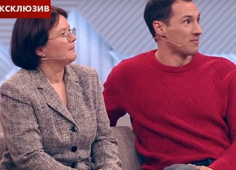 Довела: Тимур Еремеев набросился с кулаками на Карину Мишулину в шоу «Пусть говорят»