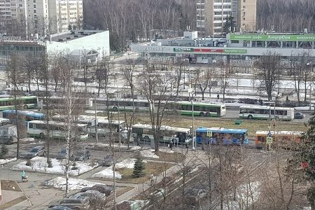 Мелкое ДТП стало причиной утренней пробки на Центральном проспекте