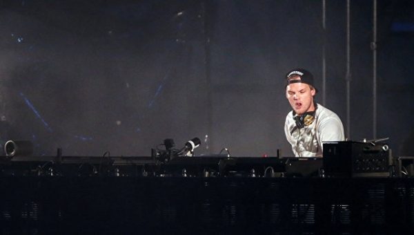 Семья погибшего DJ Avicii заявила, что он "был не в силах так продолжать"