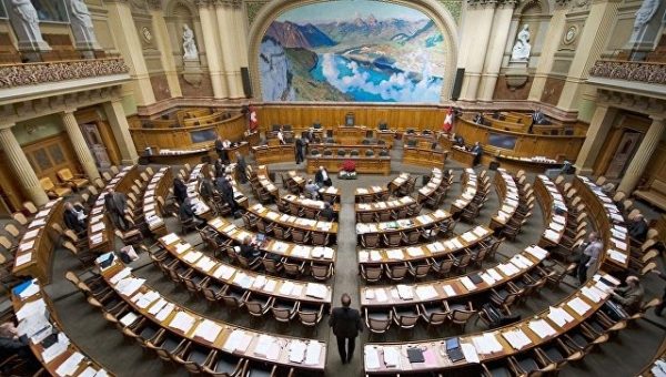 Швейцарский парламентарий выступила за отказ от антироссийских санкций