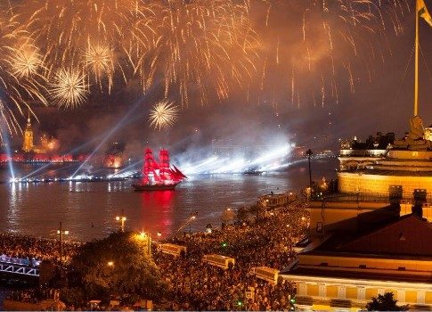 Увидим в прямом эфире: Пятый канал покажет трансляцию праздника «Алые паруса»