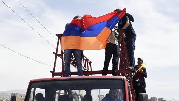 Саргсян заявил, что не хочет применять к протестующим меры принуждения