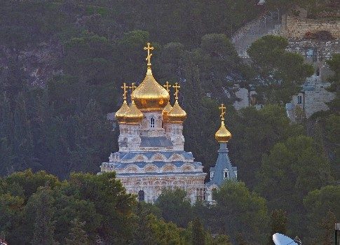 Борьба с РПЦ на Западе: смотрите на РЕН ТВ документальный проект «Сила в правде: русские»