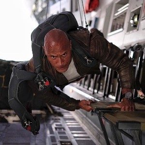От «Гоголя» до «Тренера»: двенадцать главных кинопремьер апреля, рекомендуемых к просмотру