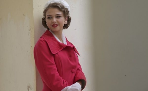 Хорошая девочка: сегодня Первый канал покажет сериал Оксаны Карас «Отличница»