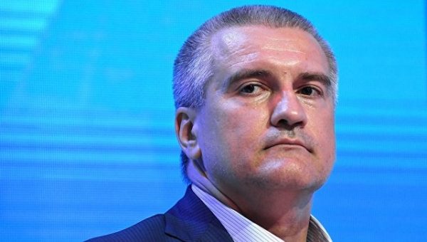 Аксенов заявил, что усилия "Друзей Крыма" смягчают санкции против России