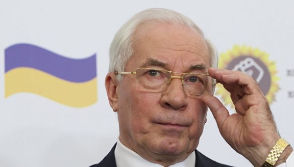 Суд ЕС рассмотрит иск экс-премьера Украины Азарова об отмене санкций