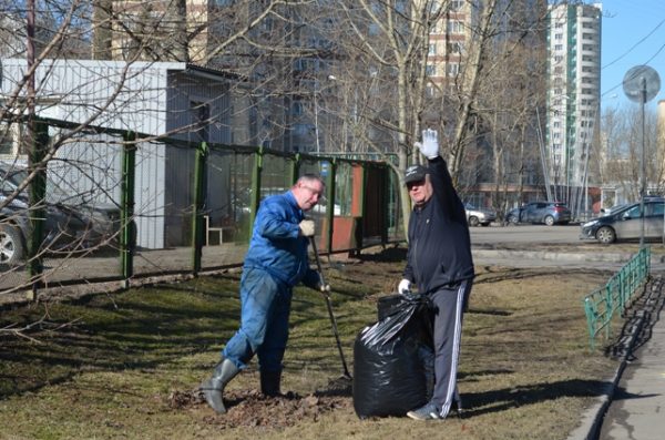 Зеленоград вышел на субботник