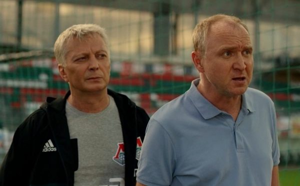 «Вне игры»: актер Олег Алмазов о первом честном сериале про футболистов, мечте о Голливуде и собственной популярности