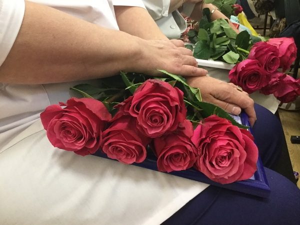 Поздравляем медицинских сестер и акушерок!