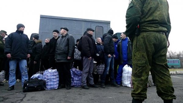 Киев уклоняется от обмена пленными с ДНР и ЛНР, заявил Грызлов