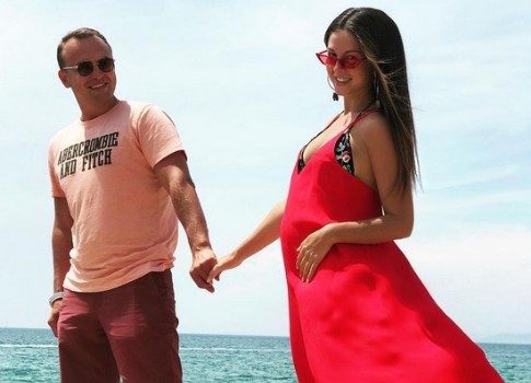 Ждут пополнения: Нюша подтвердила слухи о беременности