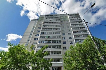 Погибший при падении с 14 этажа подросток мог употреблять наркотики