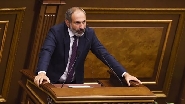 Пашинян планирует провести собрания в офисе партии до начала митинга