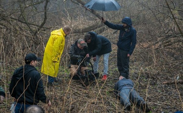 В режиме энергосбережения: Лукерья Ильяшенко о съемках сериала «Поселенцы» для НТВ, разрушенных балетных мечтах, ненависти зрителей и снотворном перед работой
