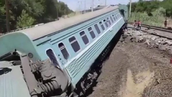 В Казахстане завершат расследование ЧП с поездом до конца июня