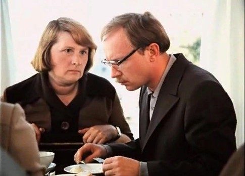 Неслужебный роман: Первый канал покажет документальный фильм о Людмиле Ивановой 