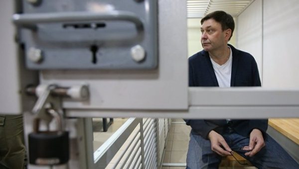 Отец Вышинского навестит его в пятницу в СИЗО
