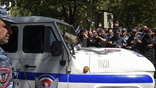 В Ереване задержали телохранителя экс-президента Армении