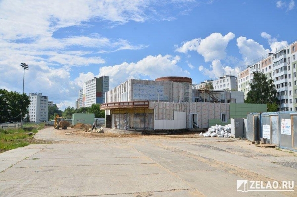 В Стройкомплексе заявили о готовности достроить футбольное поле в 9 микрорайоне до конца года