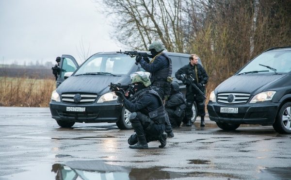 В режиме энергосбережения: Лукерья Ильяшенко о съемках сериала «Поселенцы» для НТВ, разрушенных балетных мечтах, ненависти зрителей и снотворном перед работой
