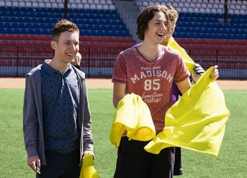 Овладеть мячом: герои сериала «Ивановы-Ивановы» соберут футбольные команды