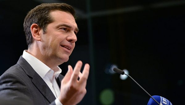 Парламент Греции отклонил вотум недоверия правительству Ципраса