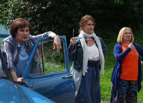 Премьера сериала: краткое содержание 1–8-й серий комедийной мелодрамы «Старушки в бегах» на Первом канале