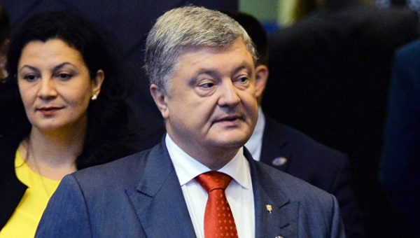Порошенко доволен, что лидеры НАТО признали Россию "агрессором"