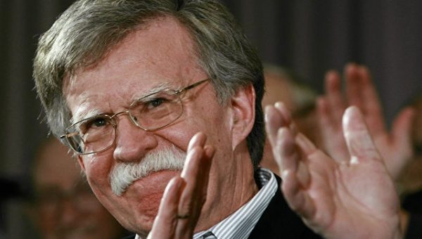 Белый дом отменил интервью Болтона CNN из-за отношения телеканала к Трампу