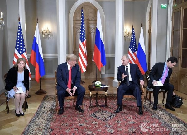 Трамп и Путин "согласились не соглашаться" по Украине, заявил Помпео