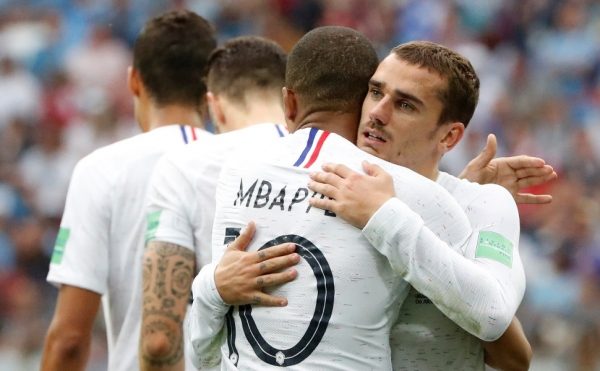 Сине-красное сражение: не пропустите полуфинал чемпионата мира на «Россия 1»