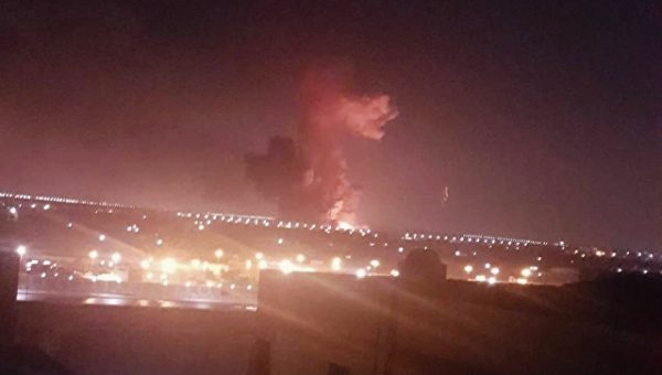 При взрыве у аэропорта Каира пострадали 12 человек