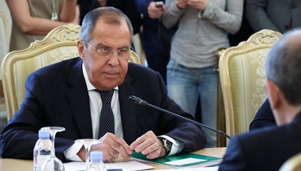 Визит Лаврова в Грецию не планируется, сообщил источник