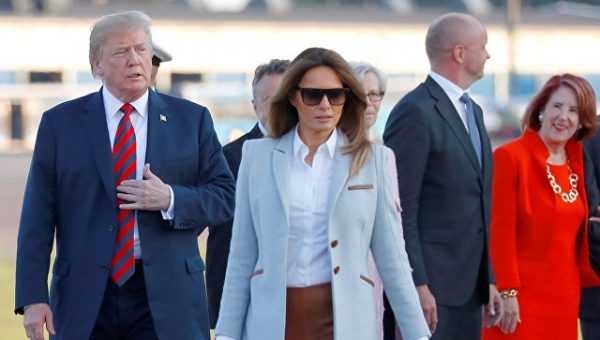 Меланья Трамп приехала в жаркий Хельсинки в пальто