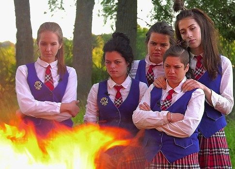По городам и весям: смотрите на «Пятнице!» новый проект с героинями шоу «Пацанки»