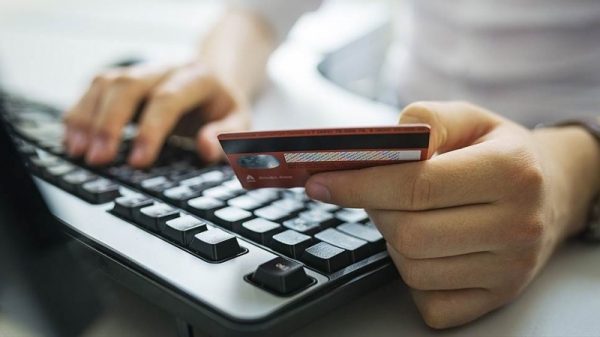 Зеленоградская полиция просит не сообщать незнакомым людям номера банковских карт