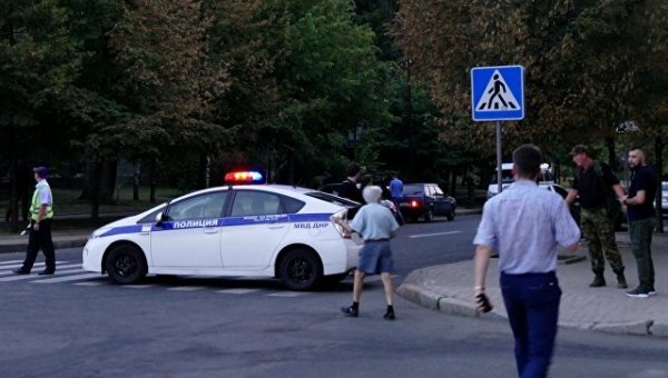Власти ДНР контролируют ситуацию в полном объеме, заявил Басурин