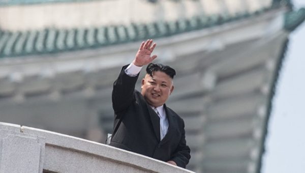Ким Чен Ын поздравил Путина с годовщиной освобождения Кореи