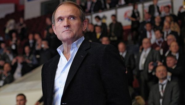 Выполняя Минские соглашения, Киев сможет вернуть Донбасс, считает Медведчук